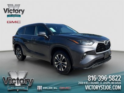 Used 2022 Toyota Highlander XLE