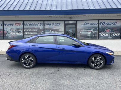New 2025 Hyundai Elantra Sport