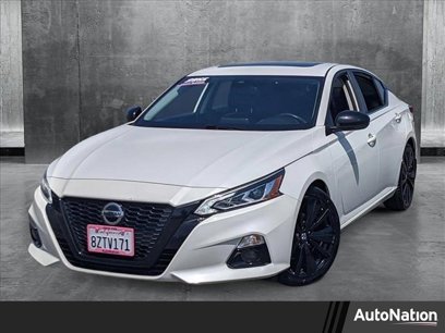 Used 2022 Nissan Altima 2.5 SR w/ Midnight Edition Package