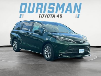 New 2025 Toyota Sienna XLE