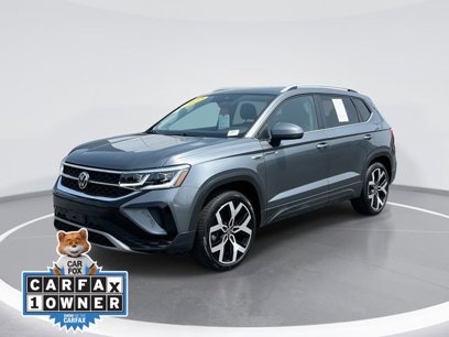 Used 2022 Volkswagen Taos SEL w/ Panoramic Sunroof Package