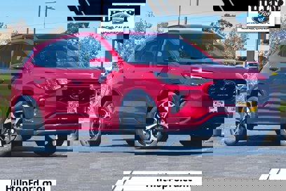 New 2024 Ford Escape ST-Line Select w/ Tech Pack #2