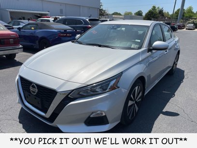 Used 2022 Nissan Altima 2.5 SV