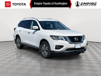 Used 2020 Nissan Pathfinder SV