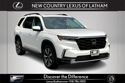 Used 2025 Honda Pilot Touring