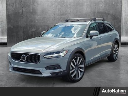 Used 2025 Volvo V90 B6 Cross Country Ultra w/ Climate Package