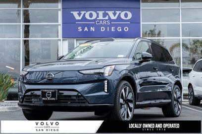 New 2025 Volvo EX90 Plus