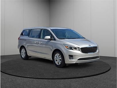 Used 2015 Kia Sedona L