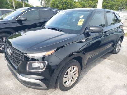 Used 2022 Hyundai Venue SE w/ Cargo Package