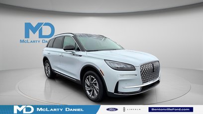 New 2025 Lincoln Corsair AWD w/ Equipment Group 101A