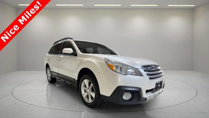 Used 2013 Subaru Outback 2.5i Limited w/ Moonroof Pkg