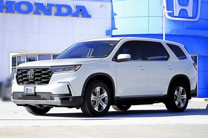 Certified 2025 Honda Pilot EX-L