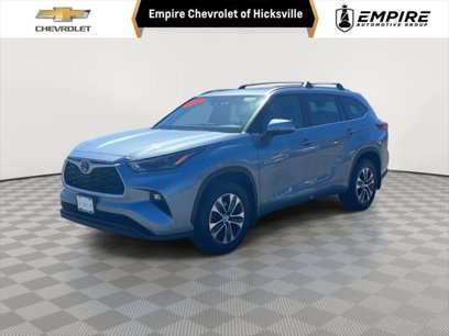 Used 2022 Toyota Highlander XLE