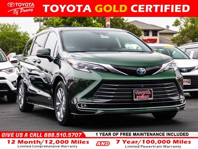 Certified 2021 Toyota Sienna Platinum