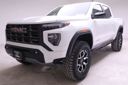 New 2025 GMC Canyon AT4 w/ AT4X Package