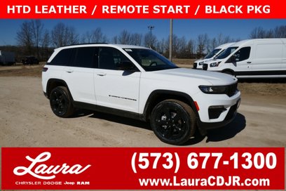 New 2025 Jeep Grand Cherokee Limited w/ Black Appearance Package