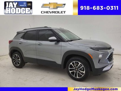 Used 2025 Chevrolet TrailBlazer LT w/ Convenience Package