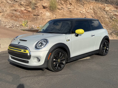 Used 2021 MINI Cooper SE w/ 6.5" Touchscreen Package