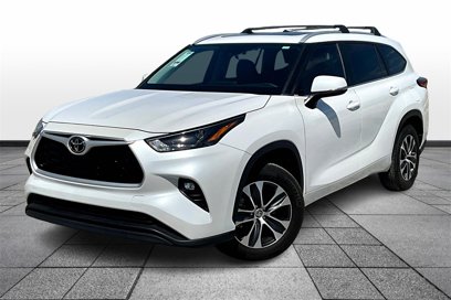 Used 2023 Toyota Highlander XLE