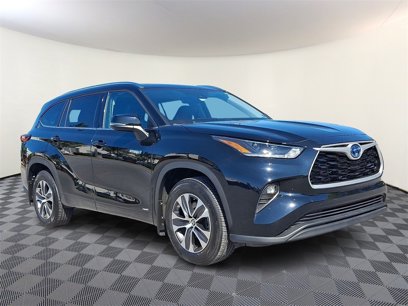 Used 2021 Toyota Highlander XLE