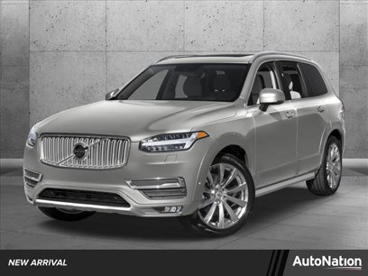 Used 2016 Volvo XC90 T6 Momentum w/ Momentum Plus Package