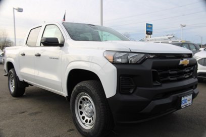 New 2025 Chevrolet Colorado W/T w/ WT Convenience Package II