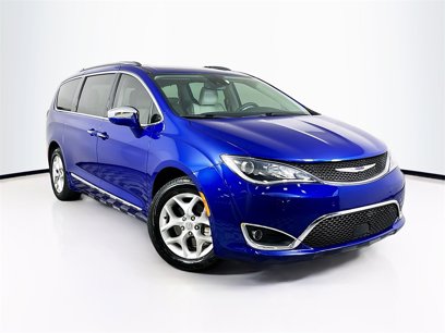 Used 2020 Chrysler Pacifica Limited w/ Advanced Safetytec Group