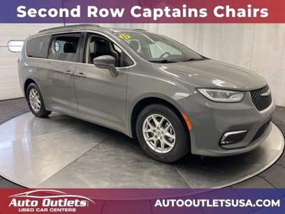 Used 2022 Chrysler Pacifica Touring-L