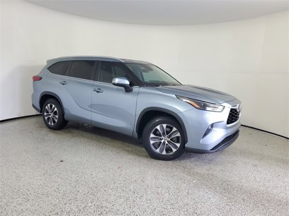 Used 2023 Toyota Highlander XLE