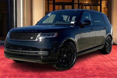 New 2025 Land Rover Range Rover Long Wheelbase SE