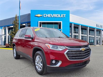 Used 2021 Chevrolet Traverse LT