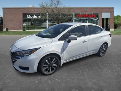 New 2025 Nissan Versa SV w/ Trunk Package