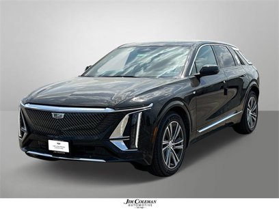 New 2024 Cadillac Lyriq Luxury w/ LPO, Floor Liner Package