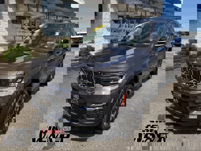 Used 2023 Jeep Grand Cherokee 4WD 4xe