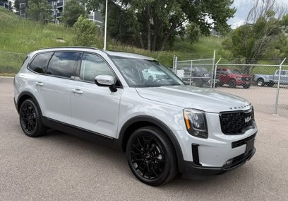 Used 2022 Kia Telluride SX w/ SX Prestige Package