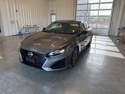 Used 2024 Nissan Altima 2.5 SV