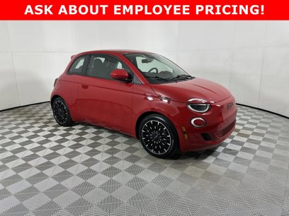 New 2024 FIAT 500 e (RED)