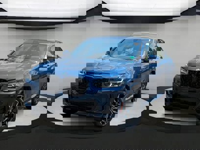 New 2025 BMW X4 xDrive30i w/ Premium Package