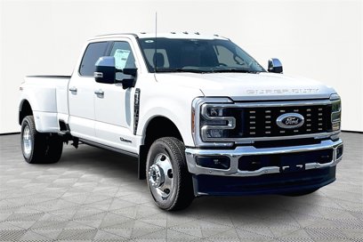New 2025 Ford F350 Lariat w/ Lariat Ultimate Package