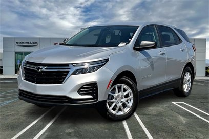 Used 2022 Chevrolet Equinox LS w/ LS Convenience Package