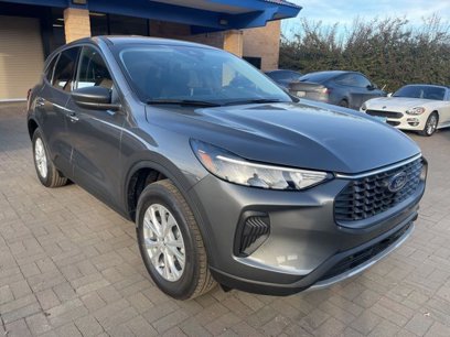 New 2025 Ford Escape Active w/ Cold Weather Package