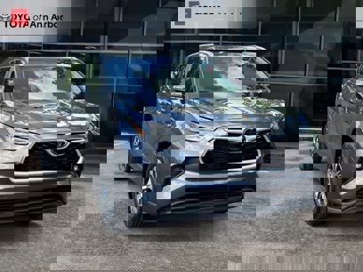Certified 2023 Toyota Highlander XLE