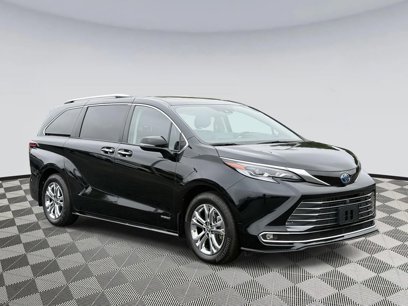 Used 2021 Toyota Sienna Platinum