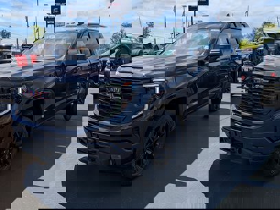 New 2025 GMC Sierra 1500 Elevation