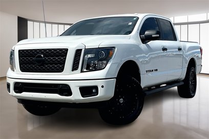 Used 2019 Nissan Titan SL w/ Midnight Edition