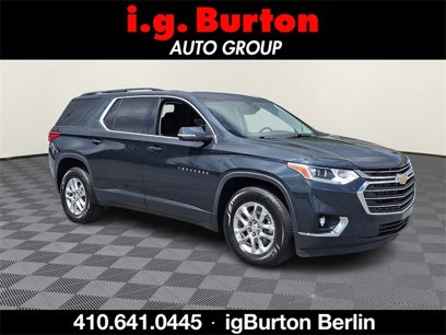 Used 2021 Chevrolet Traverse LT