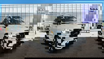 New 2024 Volvo XC60 T8 Plus w/ Protection Package Premier
