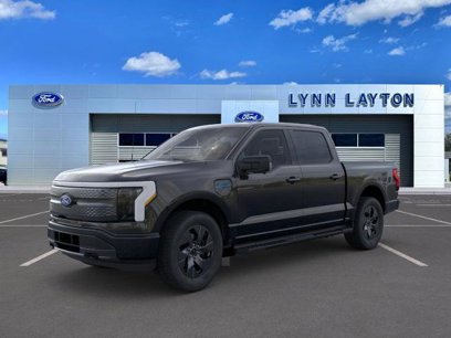New 2025 Ford F150 Lightning XLT w/ Max Trailer Tow Package