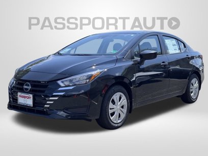 New 2025 Nissan Versa S w/ Trunk Package