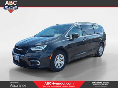 Used 2022 Chrysler Pacifica Touring-L